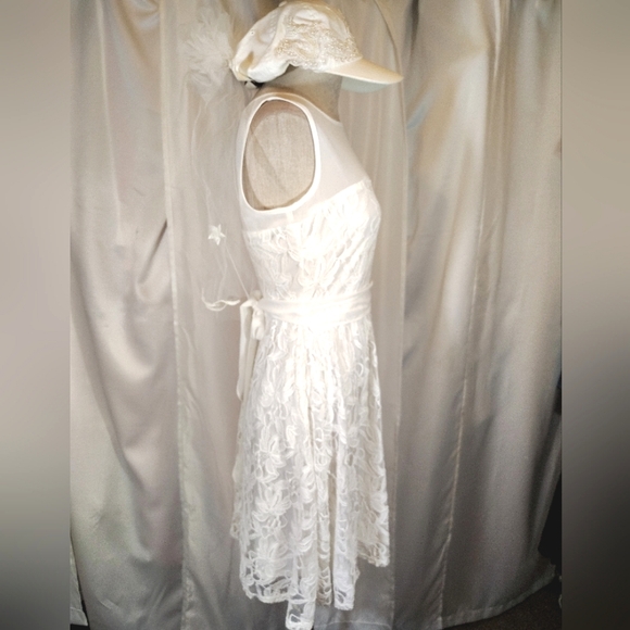 2 Pc: Lace Wedding Dress+ Cap Veil, White Sleeveless, Sequin & Beaded Cap, 4 - Picture 12 of 16